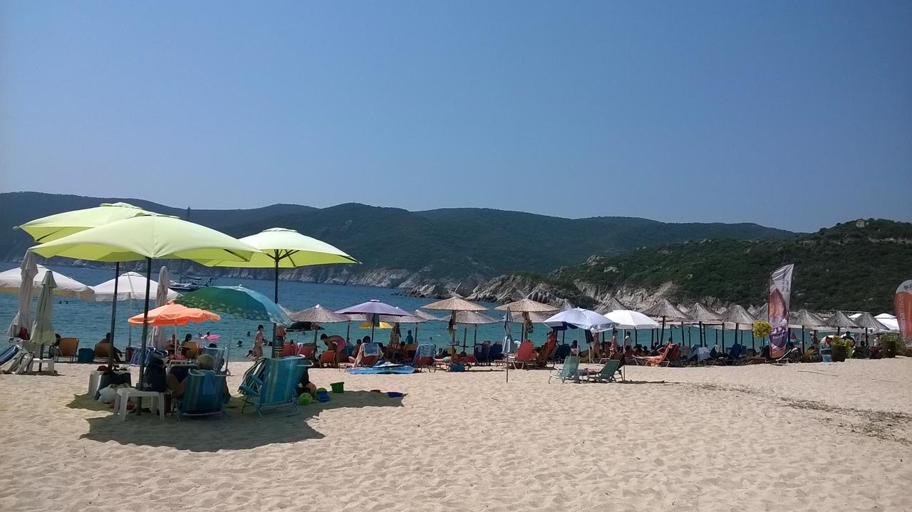 Ferienhaus Kali Beach Chalkidiki Nea Kallikrateia Exteriör bild