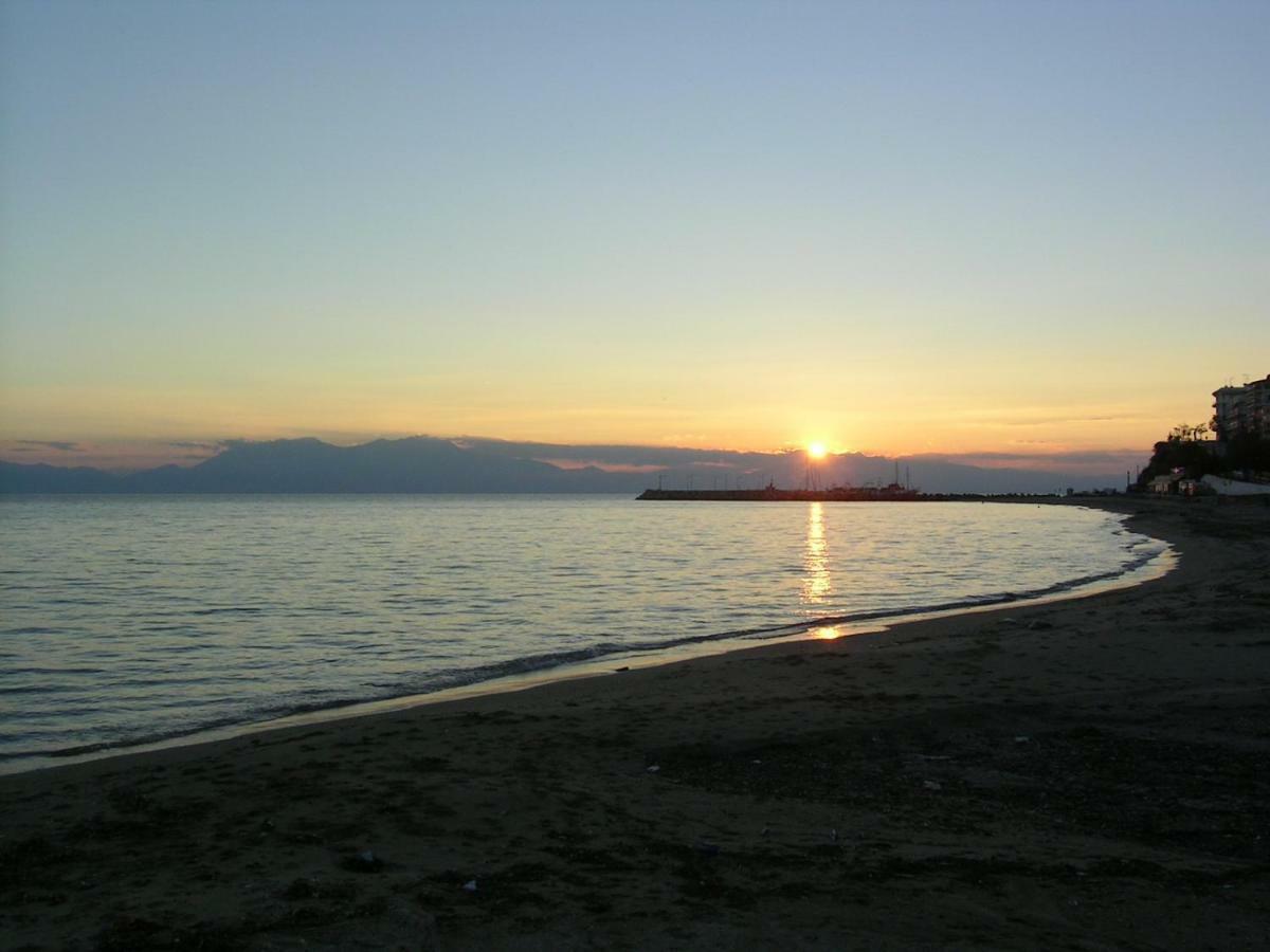 Ferienhaus Kali Beach Chalkidiki Nea Kallikrateia Exteriör bild