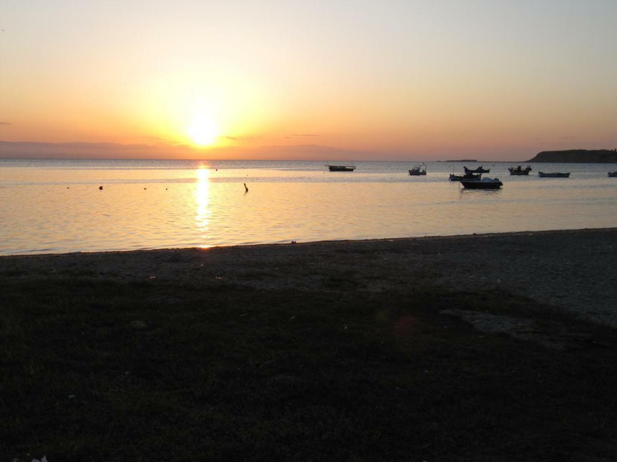 Ferienhaus Kali Beach Chalkidiki Nea Kallikrateia Exteriör bild